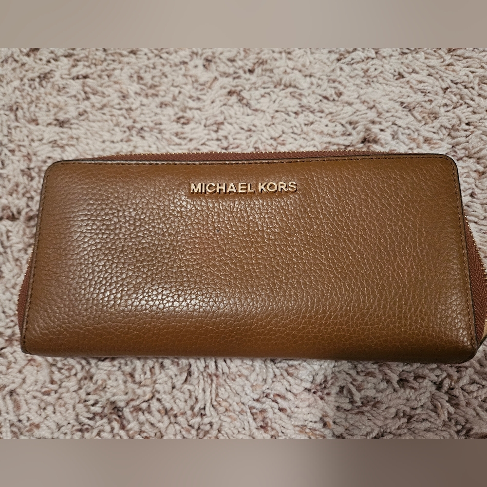 Michael Kors wallet